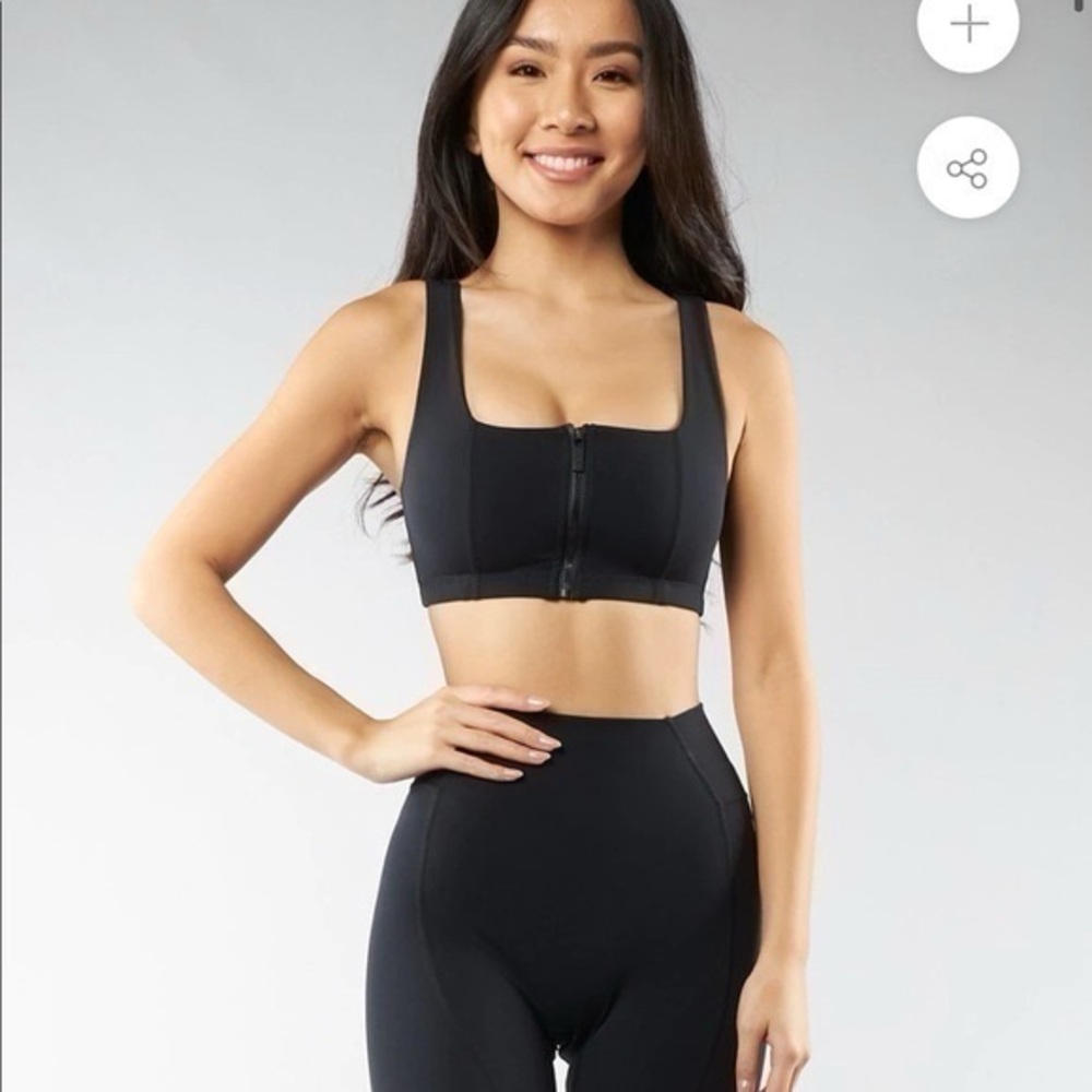 Buffbunny Black Dive Zip Up Sports Bra